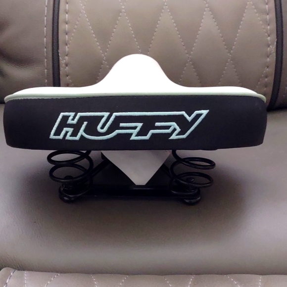 Huffy Wide Saddle Bike Seat - Picture 3 of 6